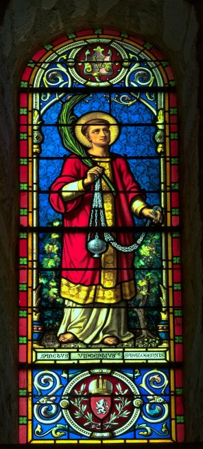 사라고사의 성 빈첸시오_photo by Emeltet_in the Church of Saint-Vincent in Lucq-de-Bearn_France.jpg